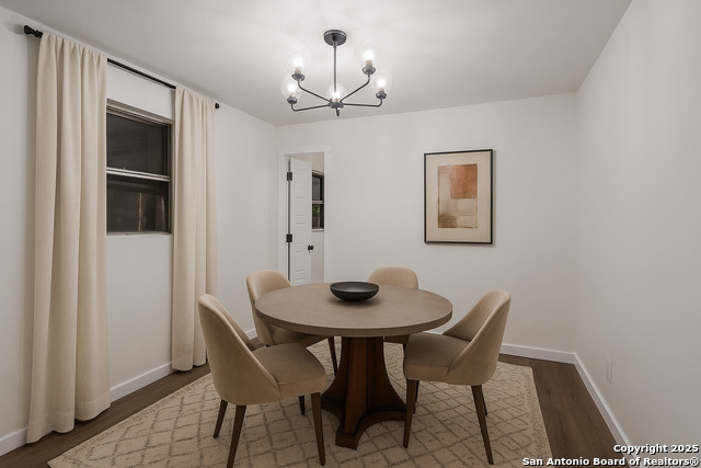 Image 21 of 26 For 7218 Luna Ct