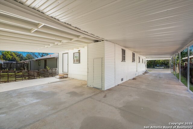 Image 25 of 26 For 7218 Luna Ct