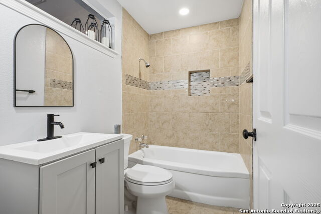 Image 18 of 23 For 534 Cicero  