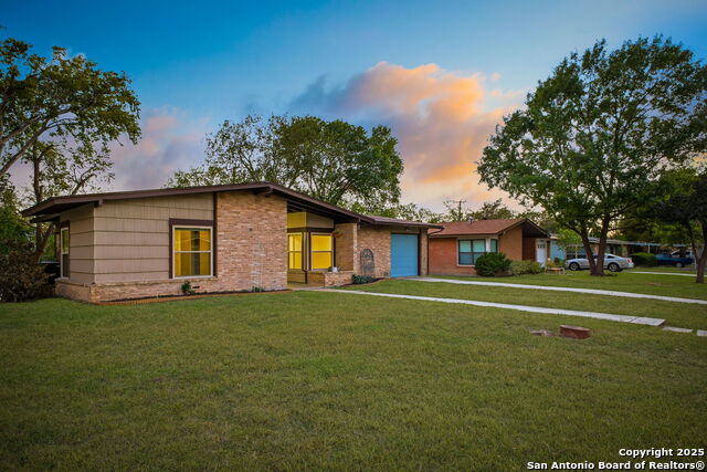 Image 2 of 23 For 534 Cicero  