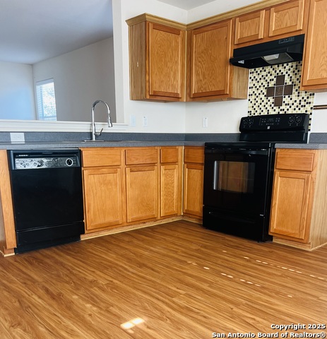 Image 2 of 13 For 9218 Mare Country