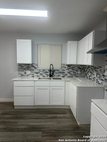 Image 6 of 24 For 138 Fordham  