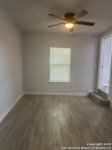 Image 9 of 24 For 138 Fordham  