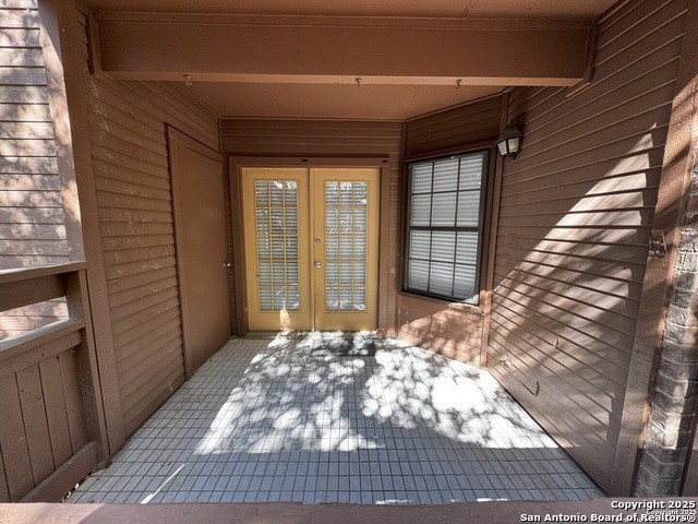 Image 11 of 17 For 10955 Wurzbach  109