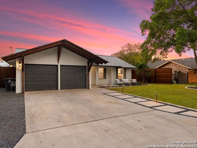 Image 28 of 41 For 14 Country Club Circle