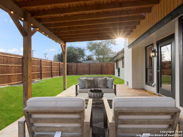 Image 31 of 41 For 14 Country Club Circle