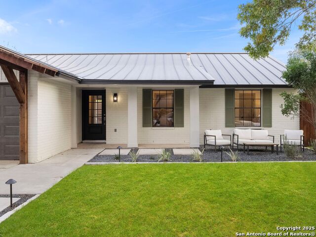 Image 39 of 41 For 14 Country Club Circle