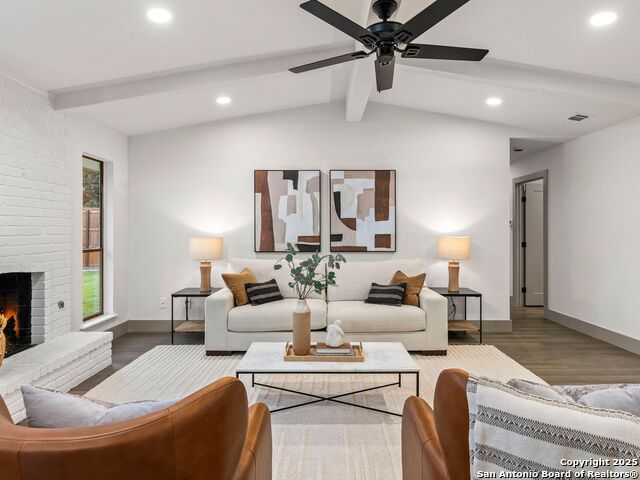 Image 7 of 41 For 14 Country Club Circle