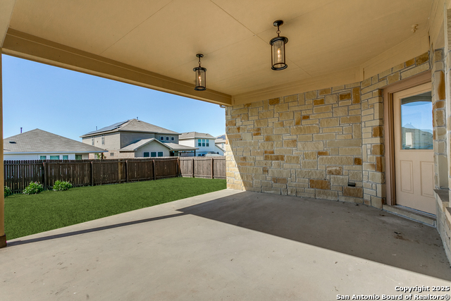 Image 27 of 30 For 7823 Bluebird Haven