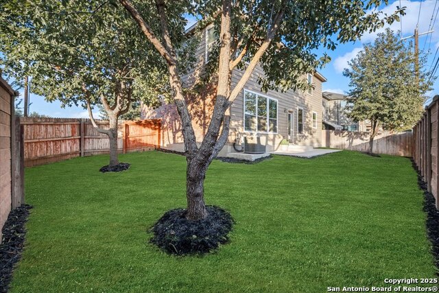 Image 25 of 28 For 9022 Sagerock Park