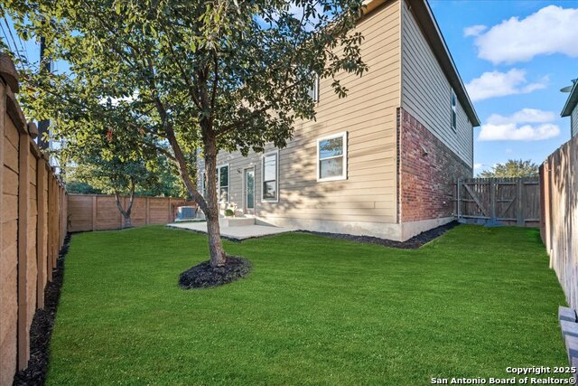 Image 26 of 28 For 9022 Sagerock Park