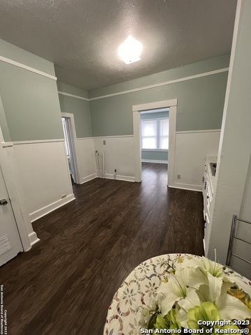 Image 7 of 9 For 212 Barrett