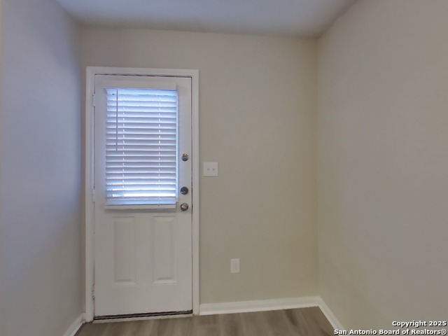 Image 4 of 17 For 5406 Chase