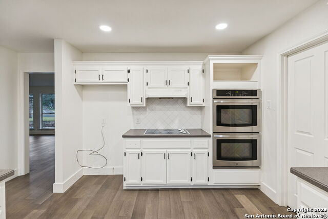 Listing photo id 15 for 1939 Wayside