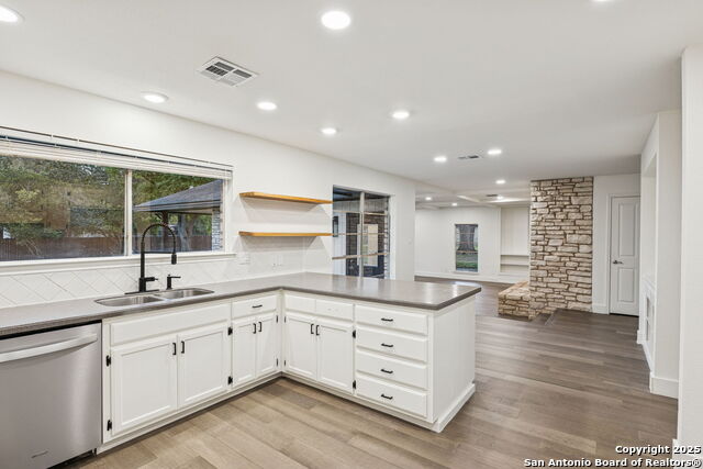 Listing photo id 16 for 1939 Wayside