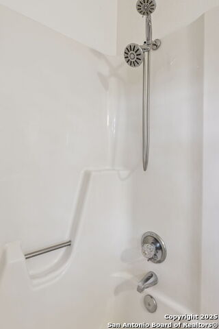 Listing photo id 28 for 1939 Wayside