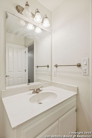 Listing photo id 30 for 1939 Wayside