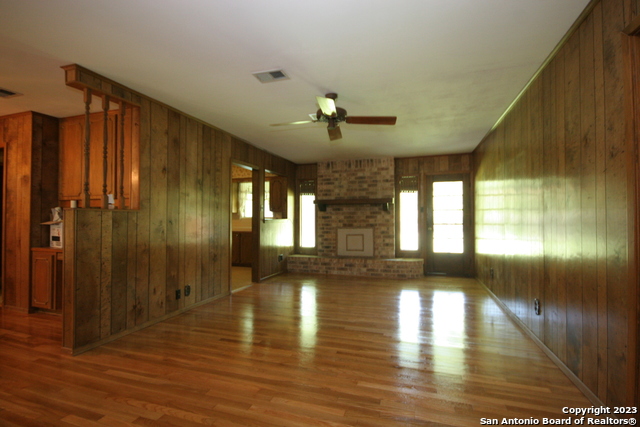 Image 2 of 15 For 2610 Kaiser Dr