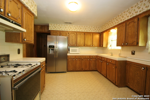 Image 7 of 15 For 2610 Kaiser Dr