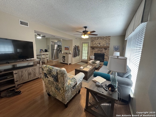 Image 3 of 10 For 14410 Castlebury