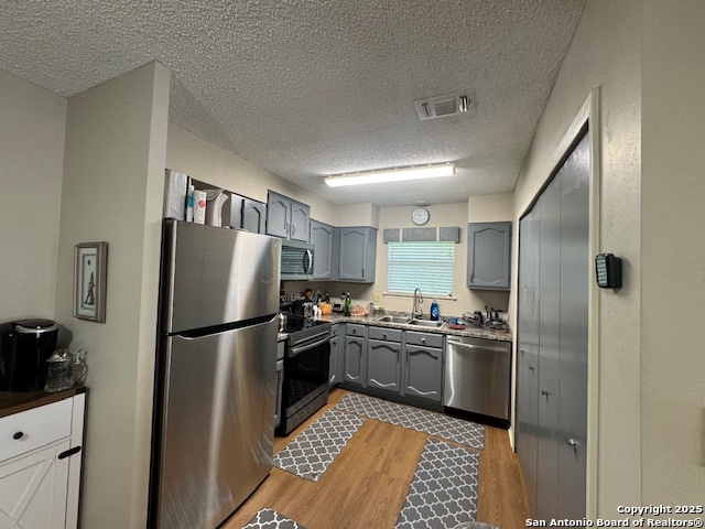 Image 5 of 10 For 14410 Castlebury