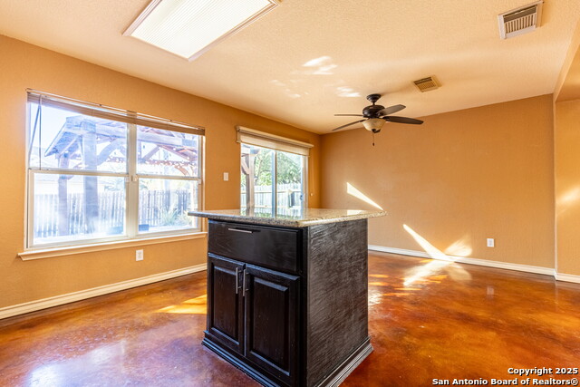 Image 15 of 35 For 22015 Pelican