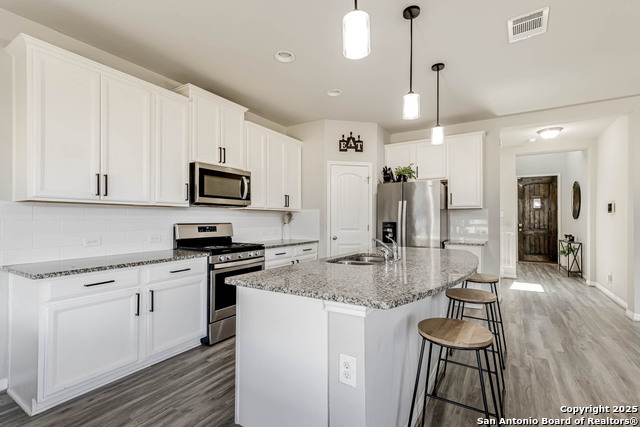 Image 15 of 36 For 6823 Dashmoor Creek