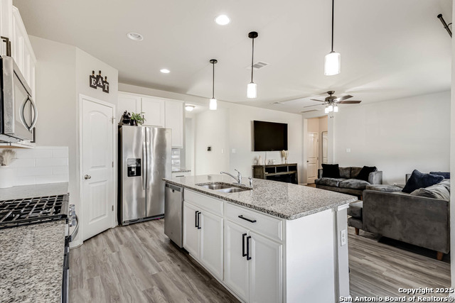 Image 17 of 36 For 6823 Dashmoor Creek