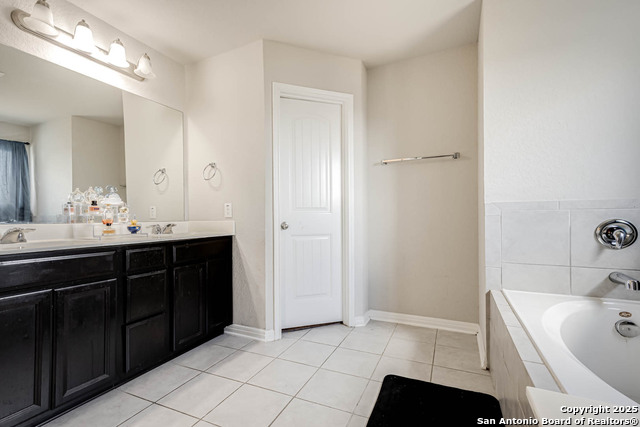 Image 28 of 36 For 6823 Dashmoor Creek