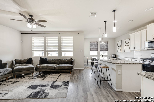 Image 8 of 36 For 6823 Dashmoor Creek