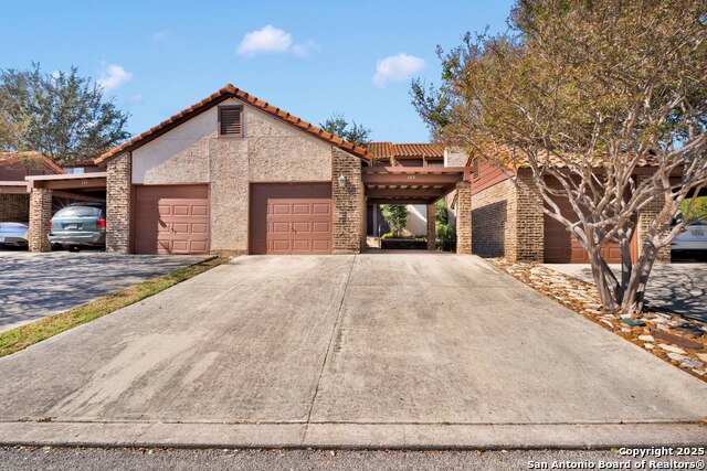 Image 2 of 21 For 105 Caleta  