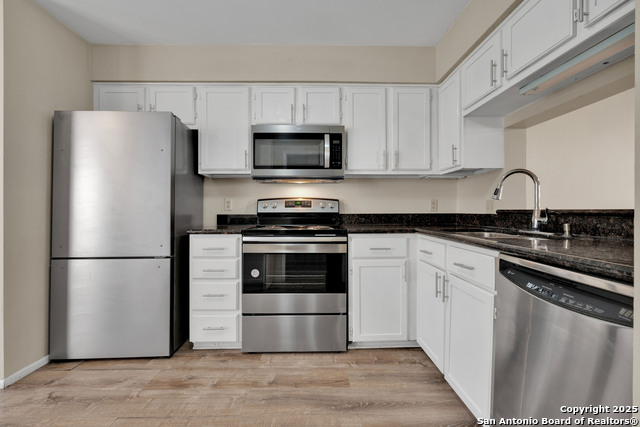 Image 5 of 21 For 105 Caleta  