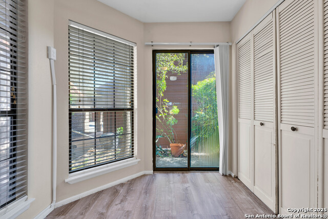 Image 7 of 21 For 105 Caleta  