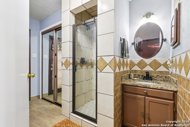 Image 21 of 45 For 12727 Old Wick