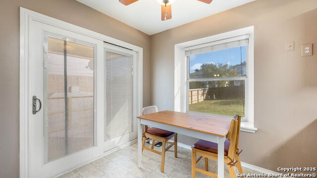 Image 9 of 20 For 638 Coral Harbor