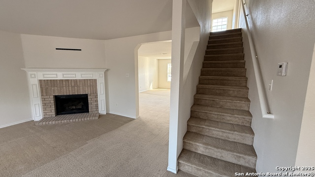 Image 16 of 31 For 1807 Cambridge Blue