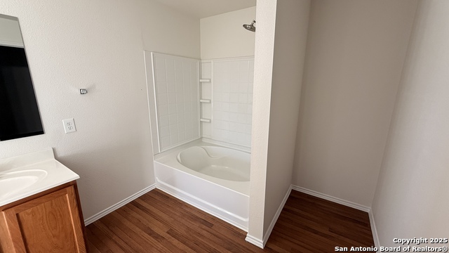 Image 21 of 31 For 1807 Cambridge Blue