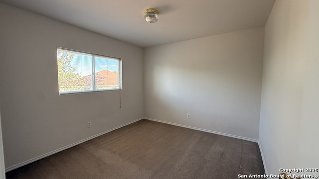 Image 26 of 31 For 1807 Cambridge Blue