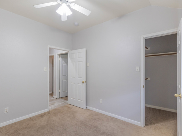 Image 13 of 19 For 452 Raven Rdg