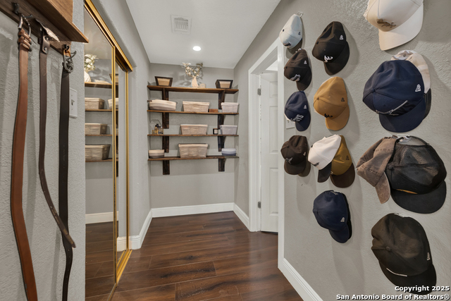 Image 25 of 42 For 9302 Valley Bnd Sw