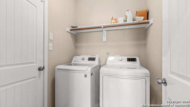 Listing photo id 18 for 279 Posey Pass