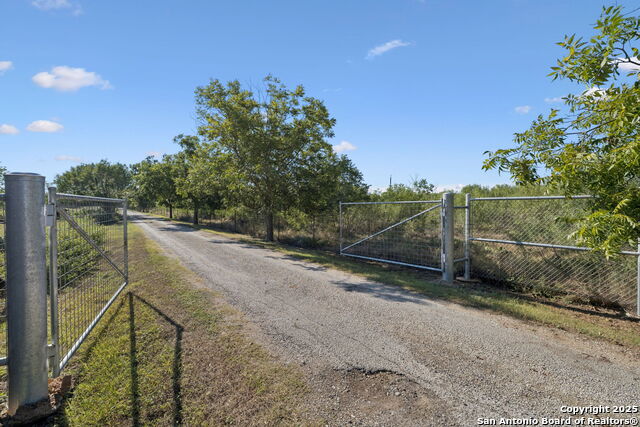 Image 15 of 45 For 13146 Galm Rd