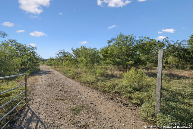 Image 21 of 45 For 13146 Galm Rd