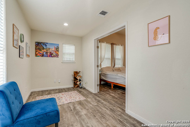 Image 9 of 14 For 1145 Summit  A