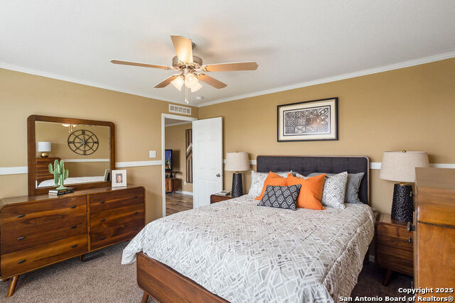 Listing photo id 7 for 1700 Sandbranch Rd