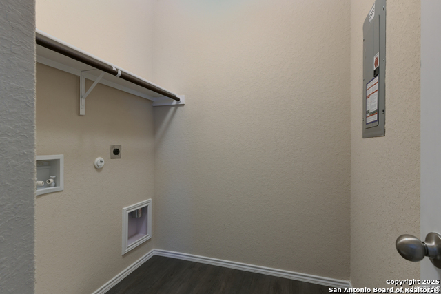 Image 20 of 23 For 3931 Somers Crest