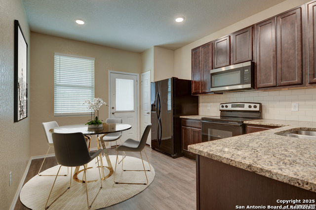 Image 8 of 23 For 3931 Somers Crest