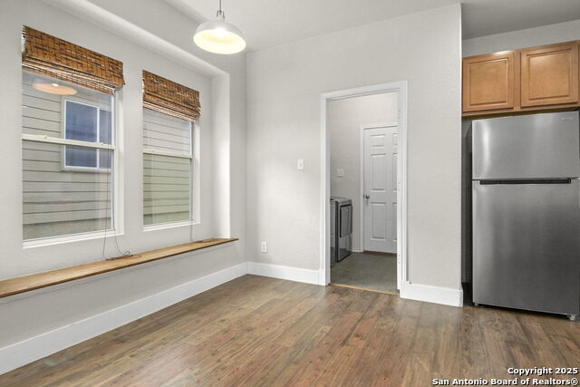 Image 12 of 28 For 7818 Rain Shr