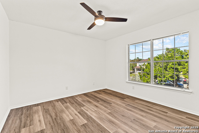 Image 22 of 25 For 1687 Fir Circle