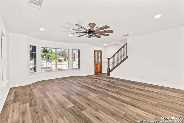 Image 3 of 25 For 1687 Fir Circle